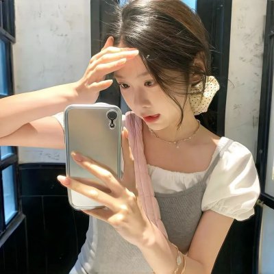 裸女林